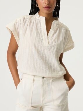 Garcia Cream Textured Short-Sleeve Popover Blouse with hint of sparkle.
